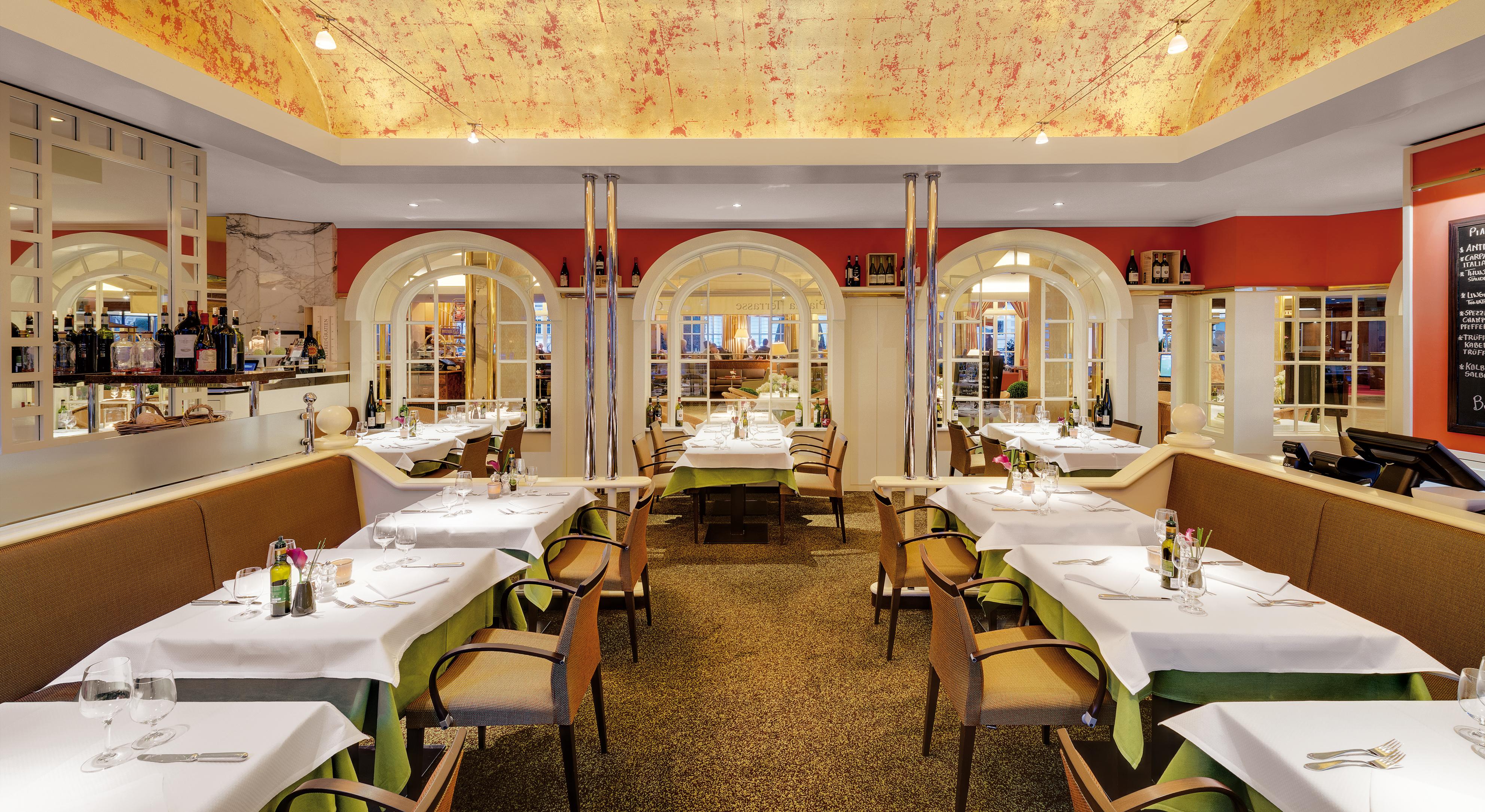 Grand Elysee Αμβούργο Εξωτερικό φωτογραφία Restaurant "Le Dôme"