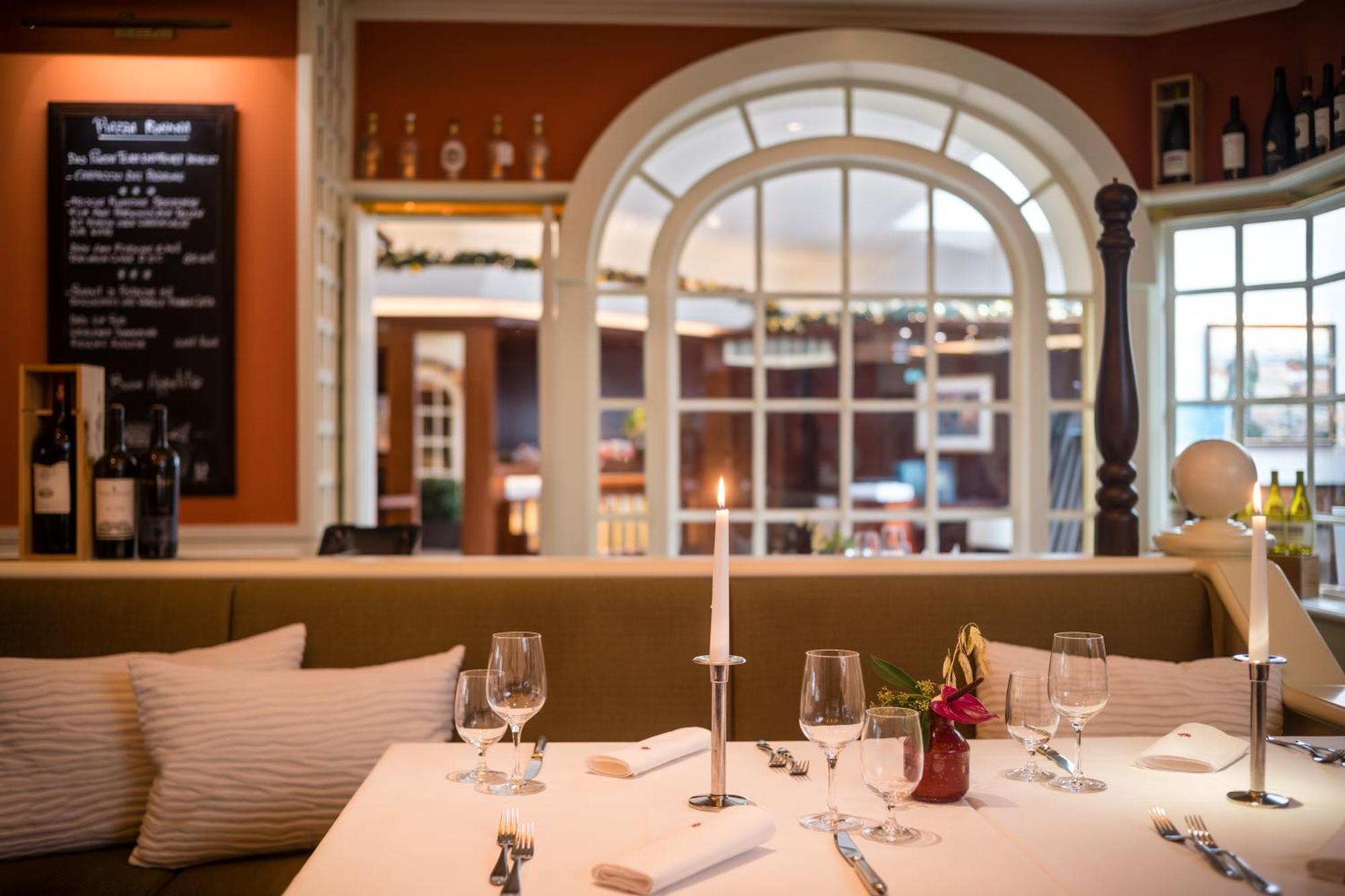 Grand Elysee Αμβούργο Εξωτερικό φωτογραφία Restaurant AOC