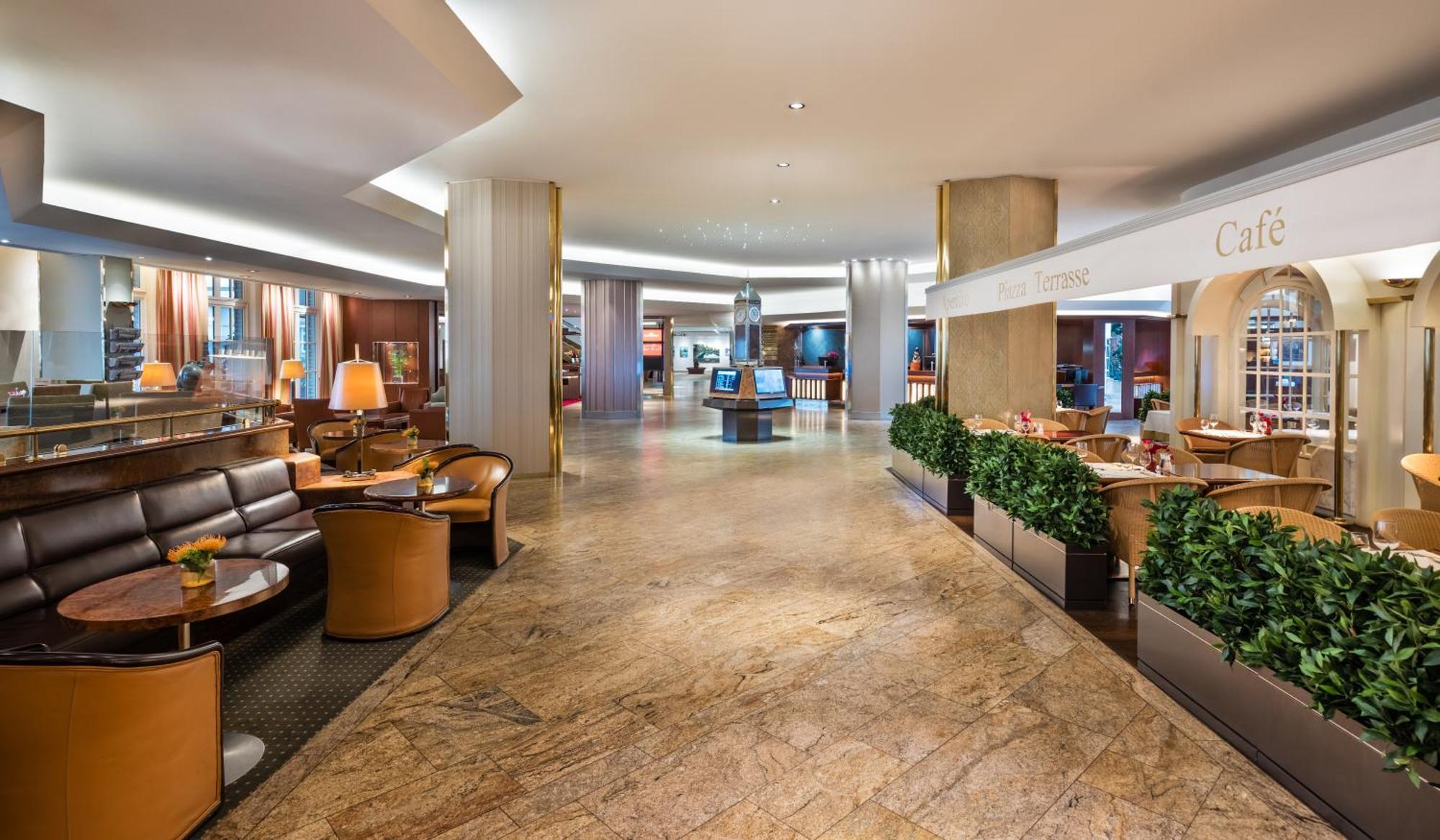Grand Elysee Αμβούργο Εξωτερικό φωτογραφία Lobby