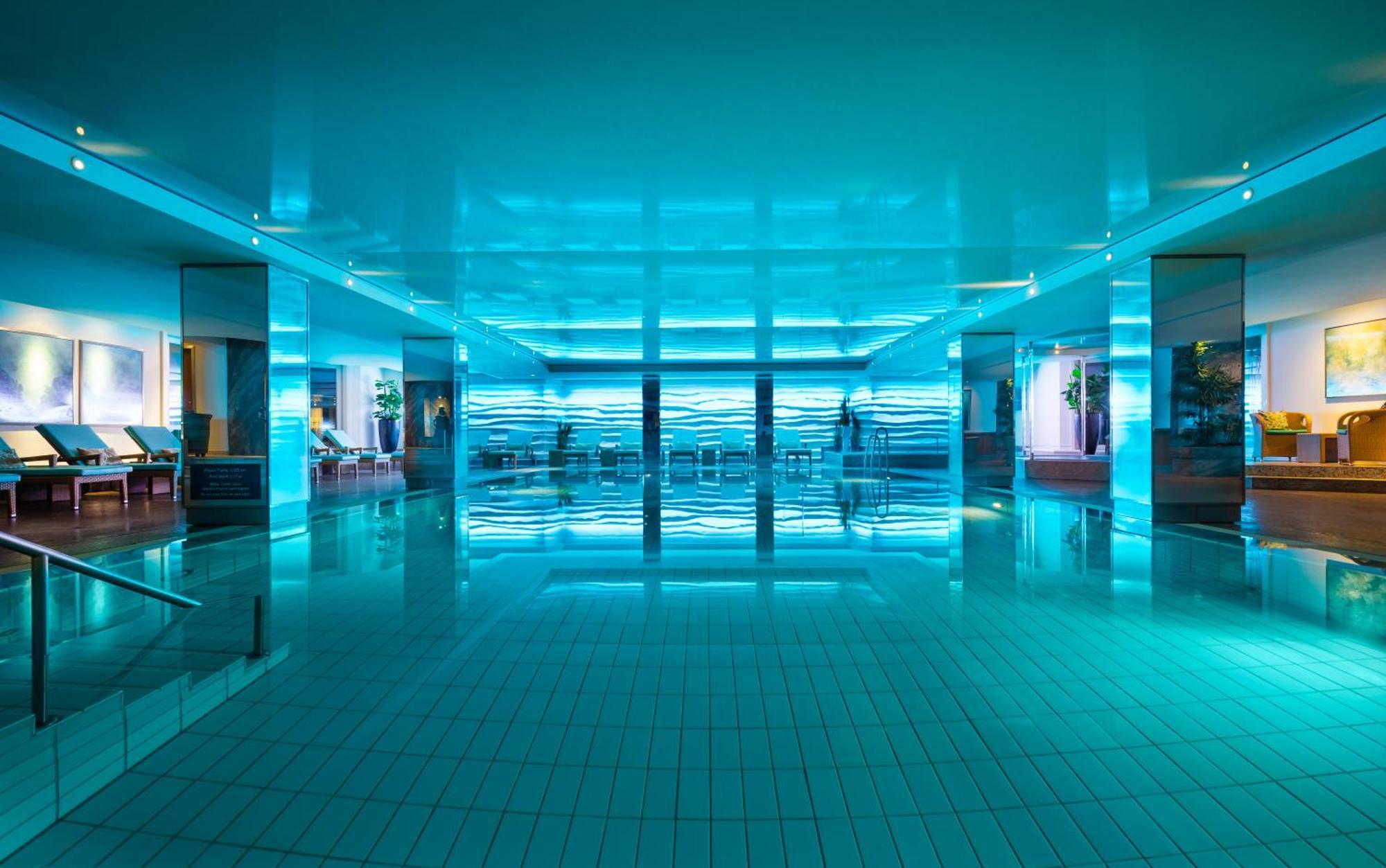 Grand Elysee Αμβούργο Εξωτερικό φωτογραφία The lobby of the InterContinental London O2