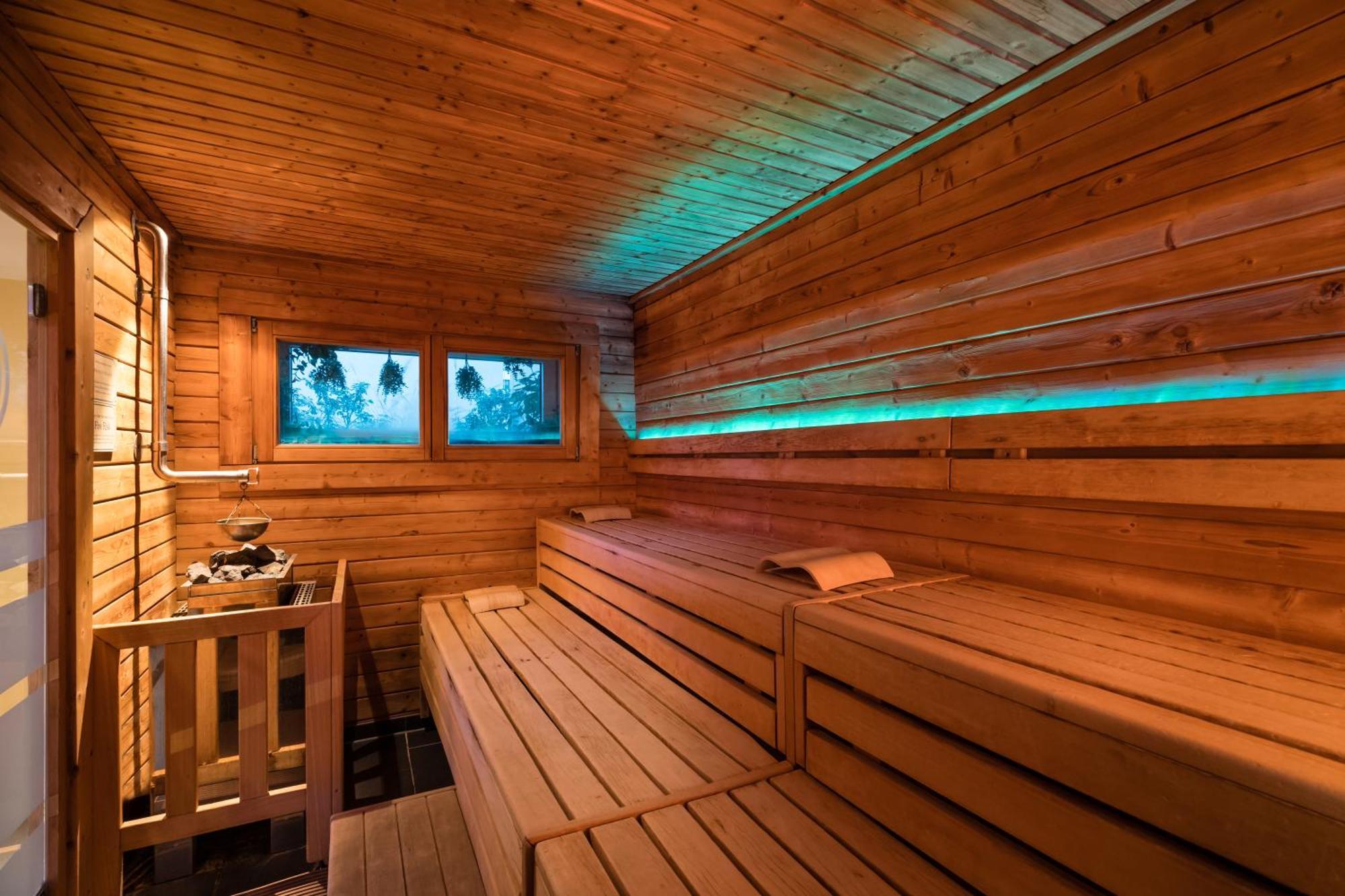 Grand Elysee Αμβούργο Εξωτερικό φωτογραφία A modern Finnish sauna